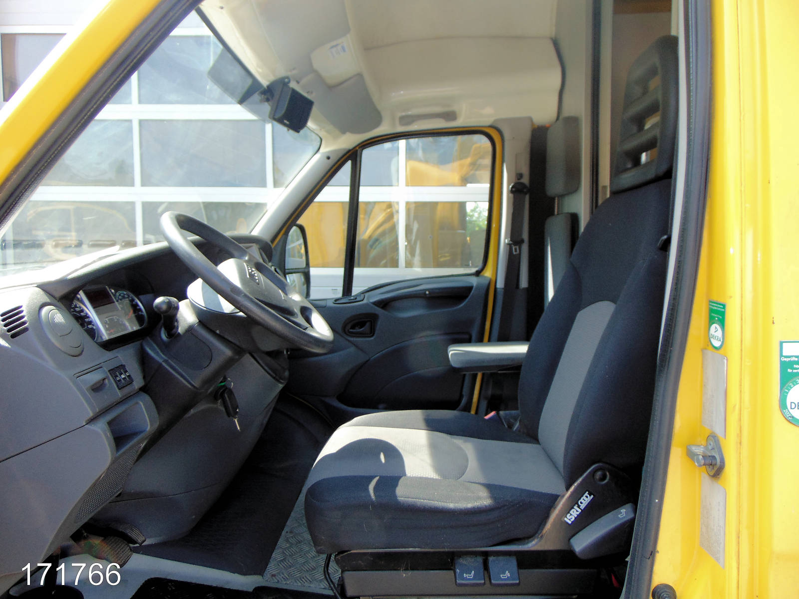 Iveco Daily 35 S 11 A / P Maxi Postkoffer Regalsystem, Interne Nummer: 171766 Bild Nr. 3