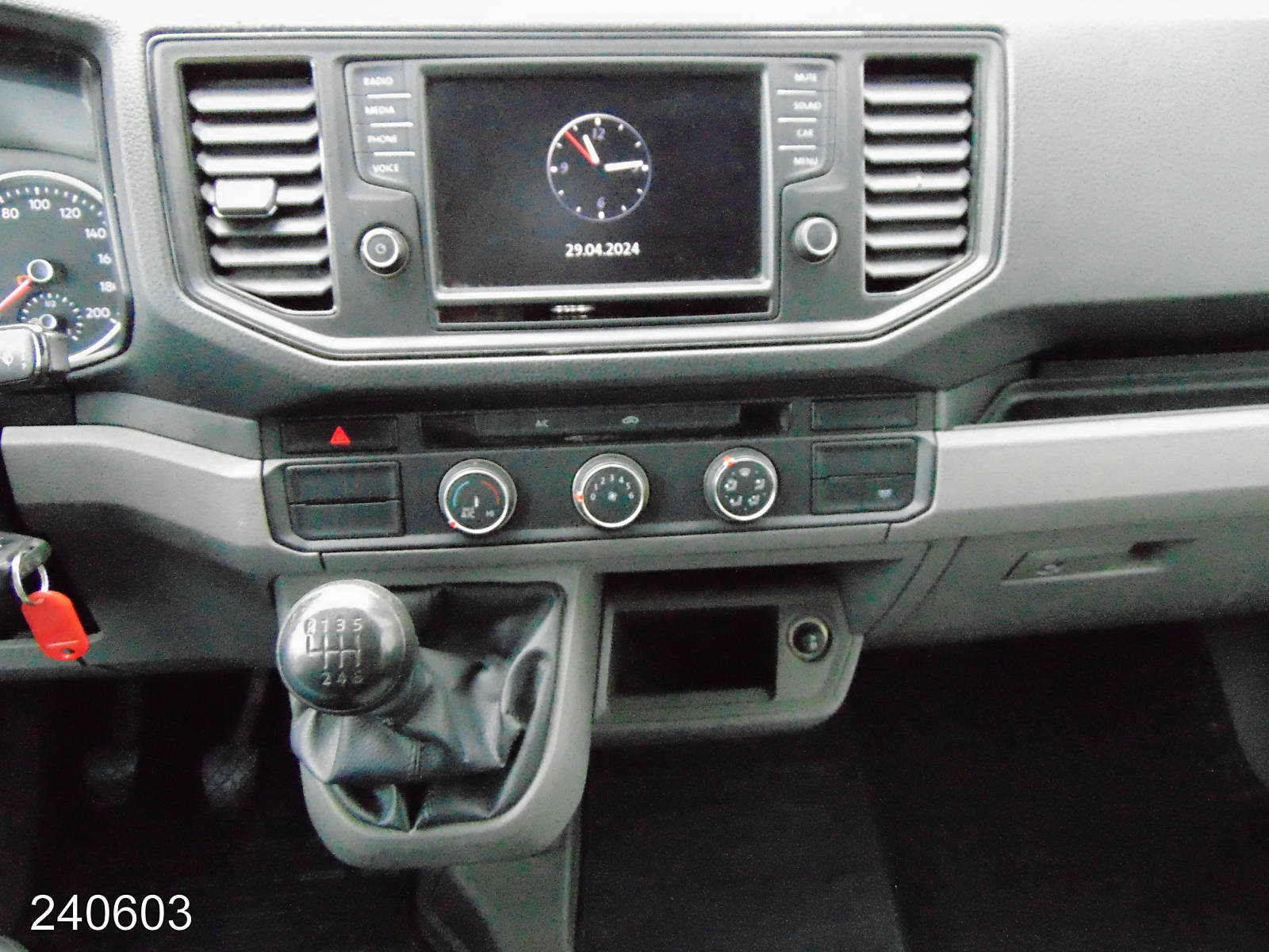 VW Crafter 35 2.0 TDI Maxi Regalsystem-Klima-Kamera, Interne Nummer: 240603 Bild Nr. 6