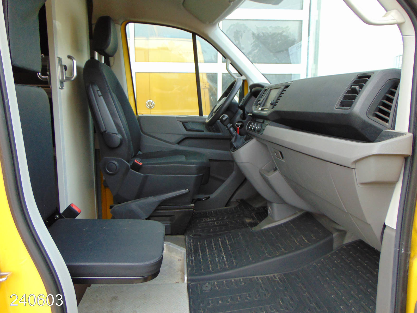 VW Crafter 35 2.0 TDI Maxi Regalsystem-Klima-Kamera, Interne Nummer: 240603 Bild Nr. 7