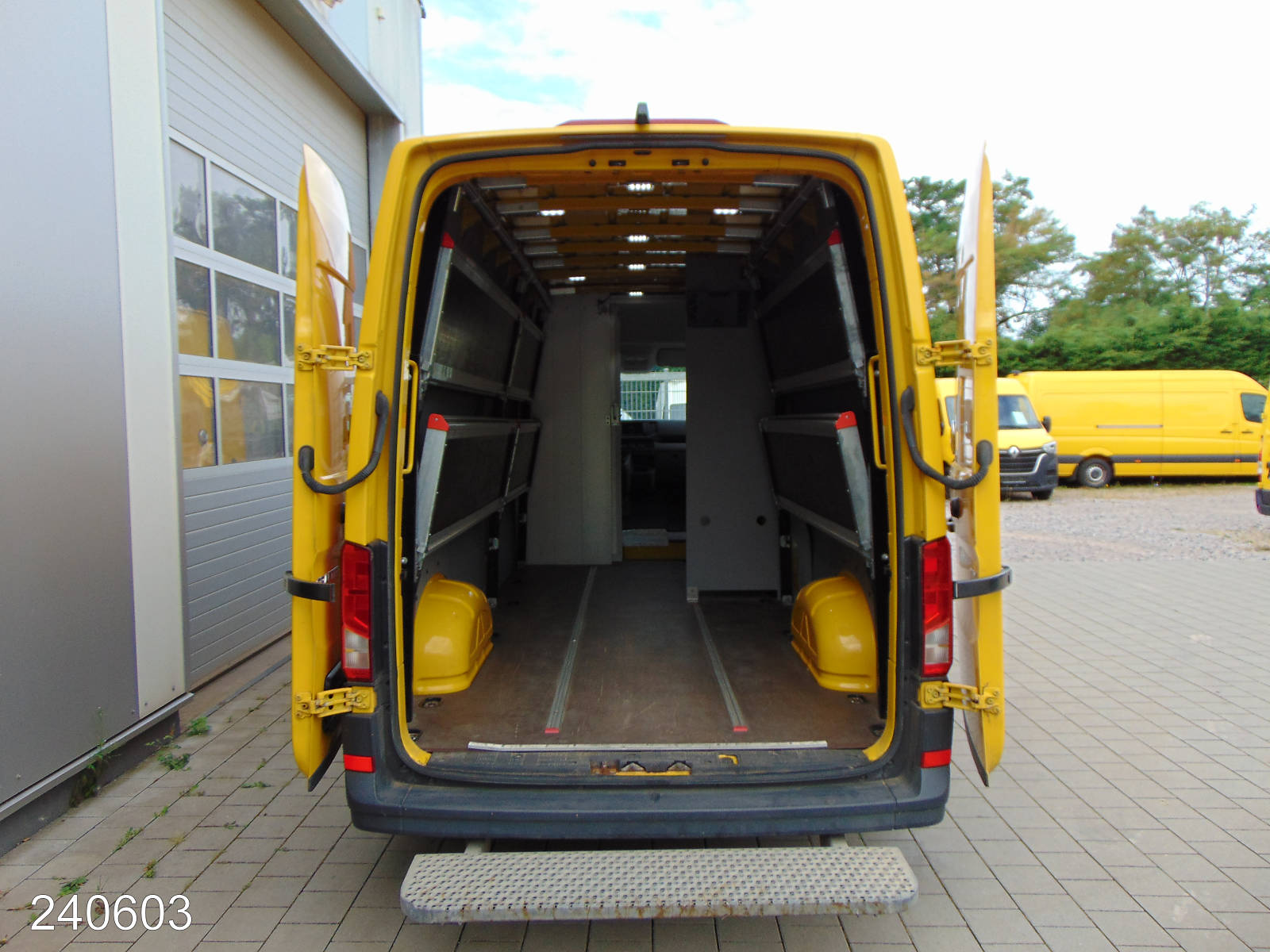 VW Crafter 35 2.0 TDI Maxi Regalsystem-Klima-Kamera, Interne Nummer: 240603 Bild Nr. 8