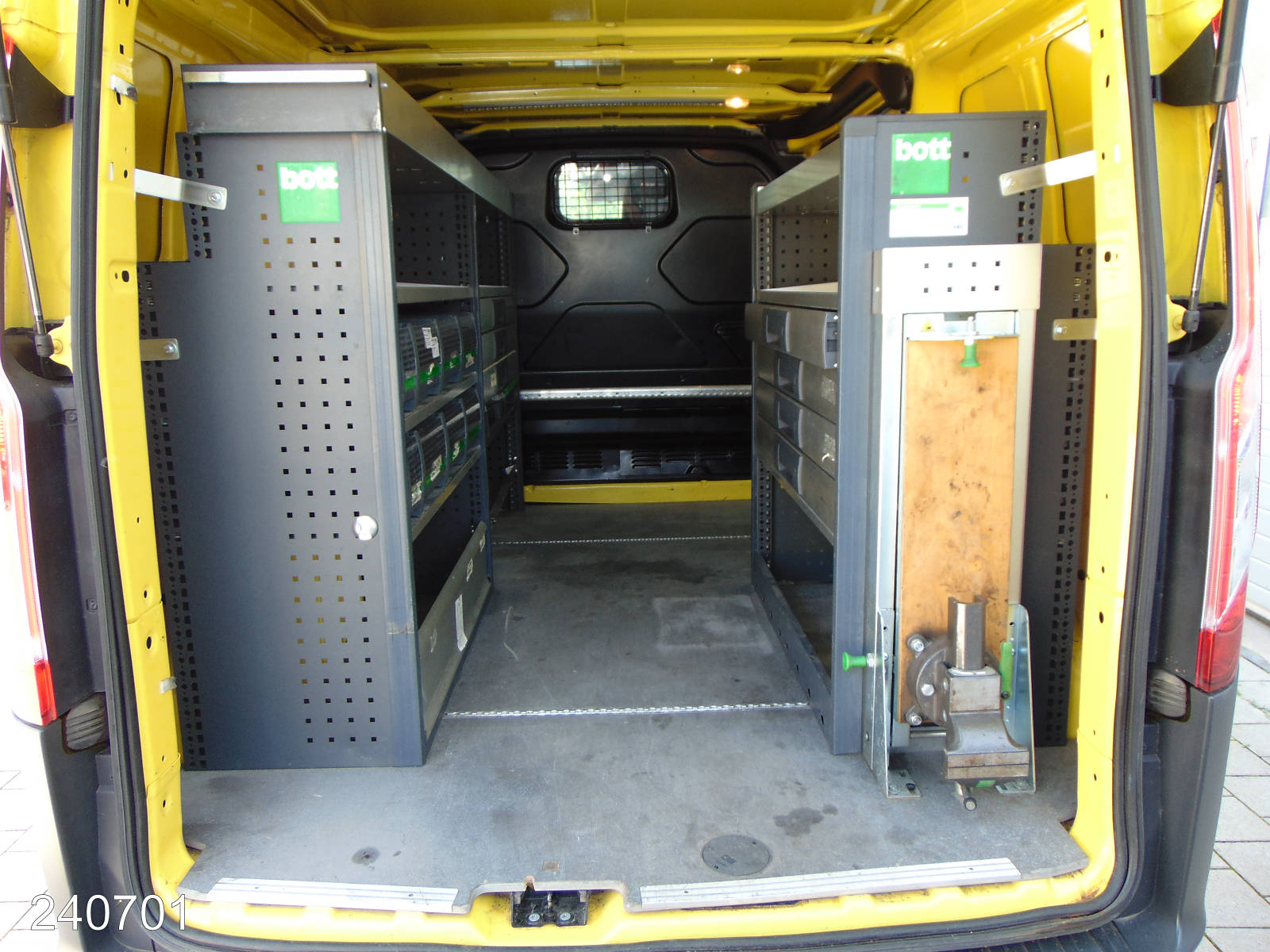 Ford Transit Custom 340 2.0TDCI Bott-AHK-Klima-Navi, Interne Nummer: 240701 Bild Nr. 9