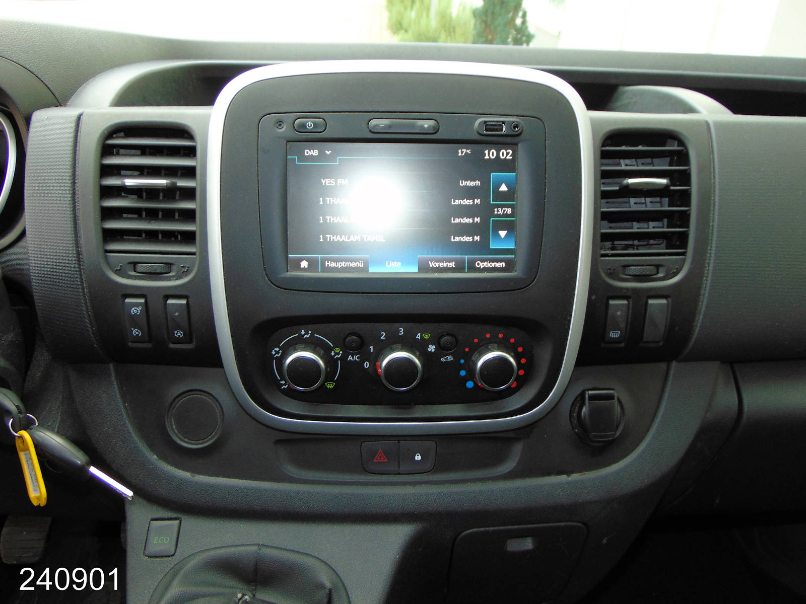Renault Trafic 2.0 dCi 145 Bott-AHK-Klima-Navi-Kamera, Interne Nummer: 240901 Bild Nr. 6