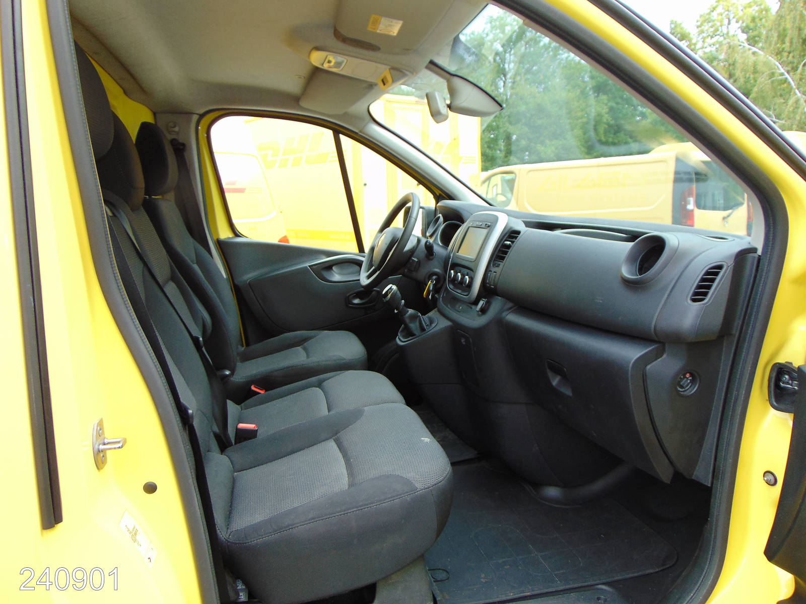 Renault Trafic 2.0 dCi 145 Bott-AHK-Klima-Navi-Kamera, Interne Nummer: 240901 Bild Nr. 8