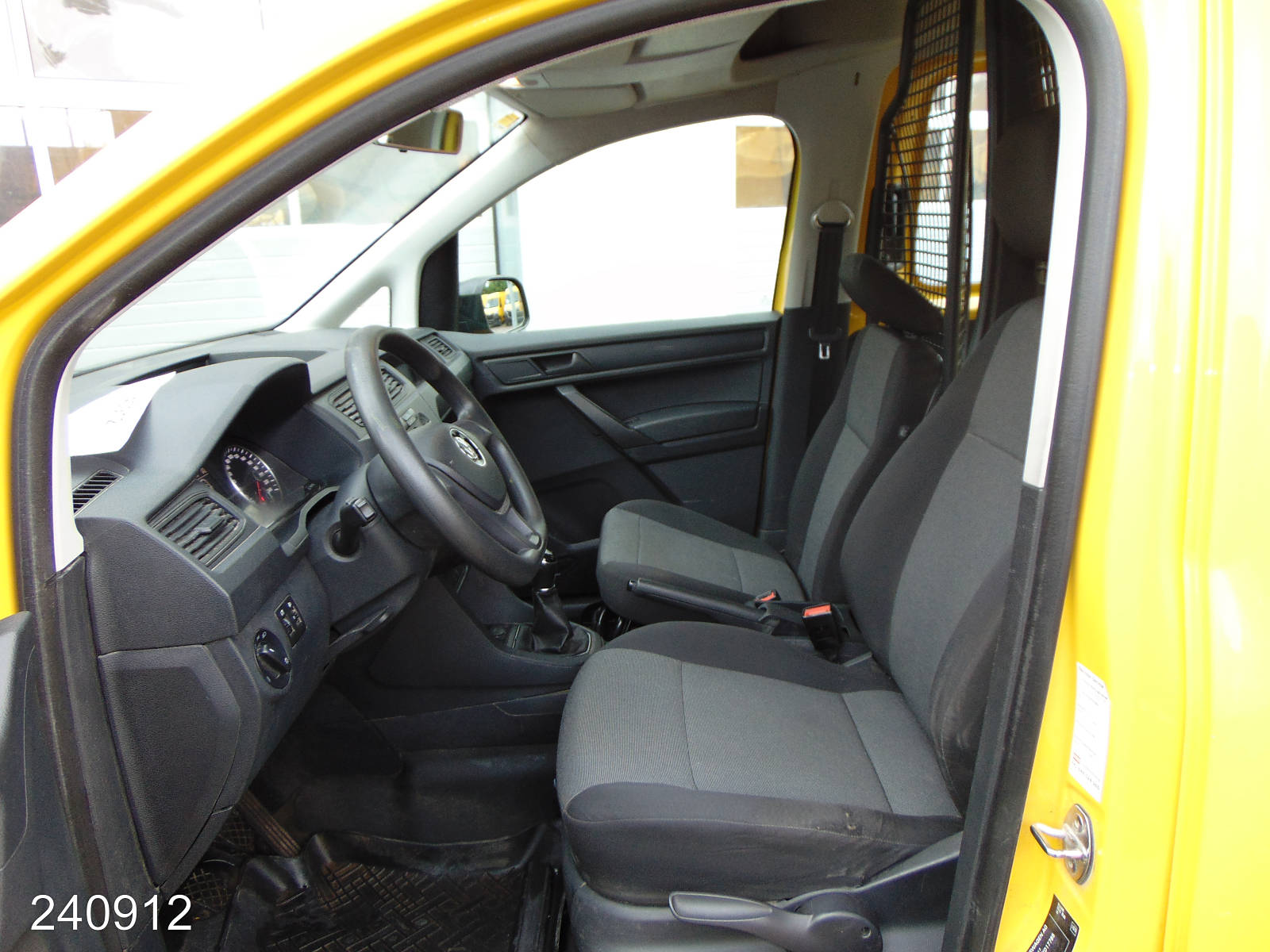 VW Caddy 2.0 TDI 4Motion 2x Schiebetür-HFT, Interne Nummer: 240912 Bild Nr. 3