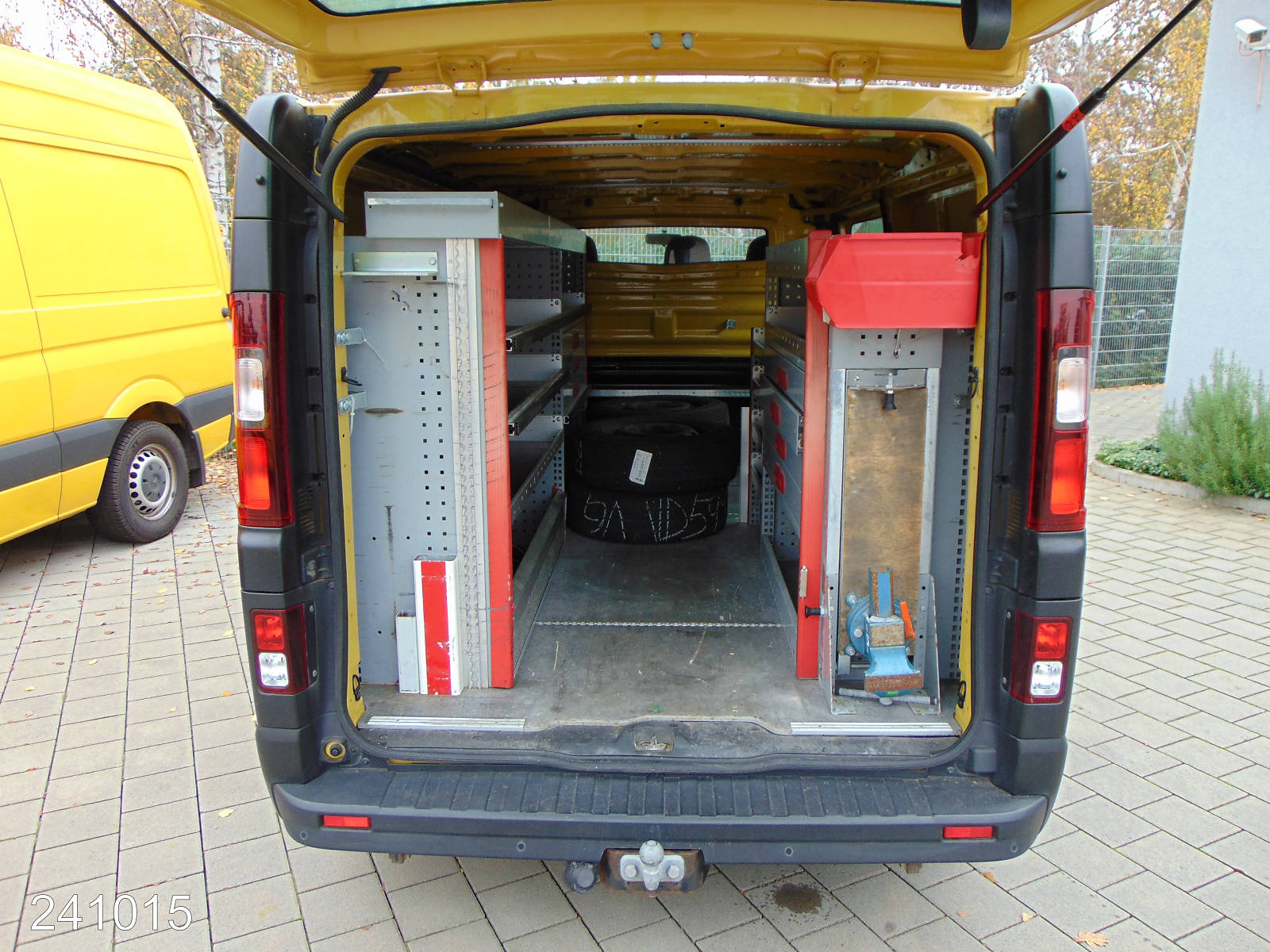 Opel Vivaro 1.6 CDTI L2 AHK-Bott-Klima-Navi, Interne Nummer: 241015 Bild Nr. 9