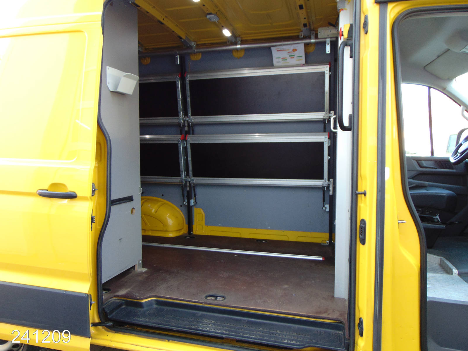 VW Crafter 35 2.0 TDI DSG Regalsystem-Klima-Kamera, Interne Nummer: 241209 Bild Nr. 11