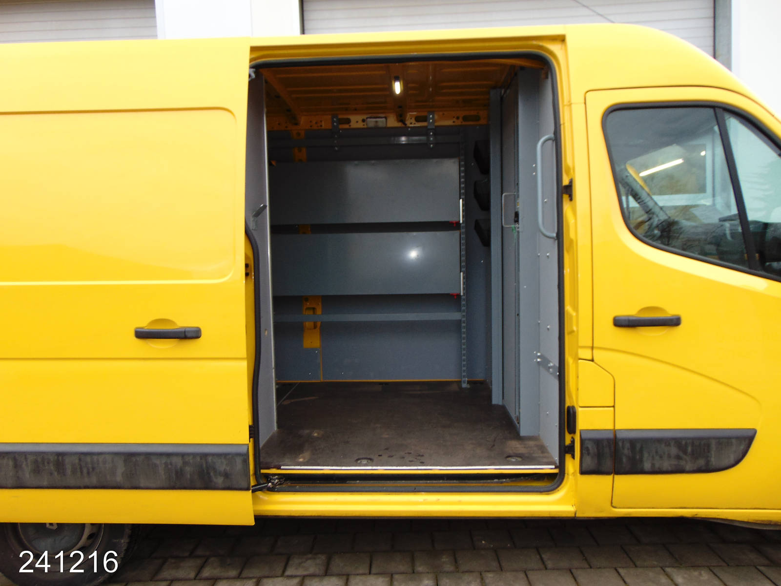 Renault Master 2.3 dCi 145 L2H2 Regalsystem-Klima-Kamera, Interne Nummer: 241216 Bild Nr. 10