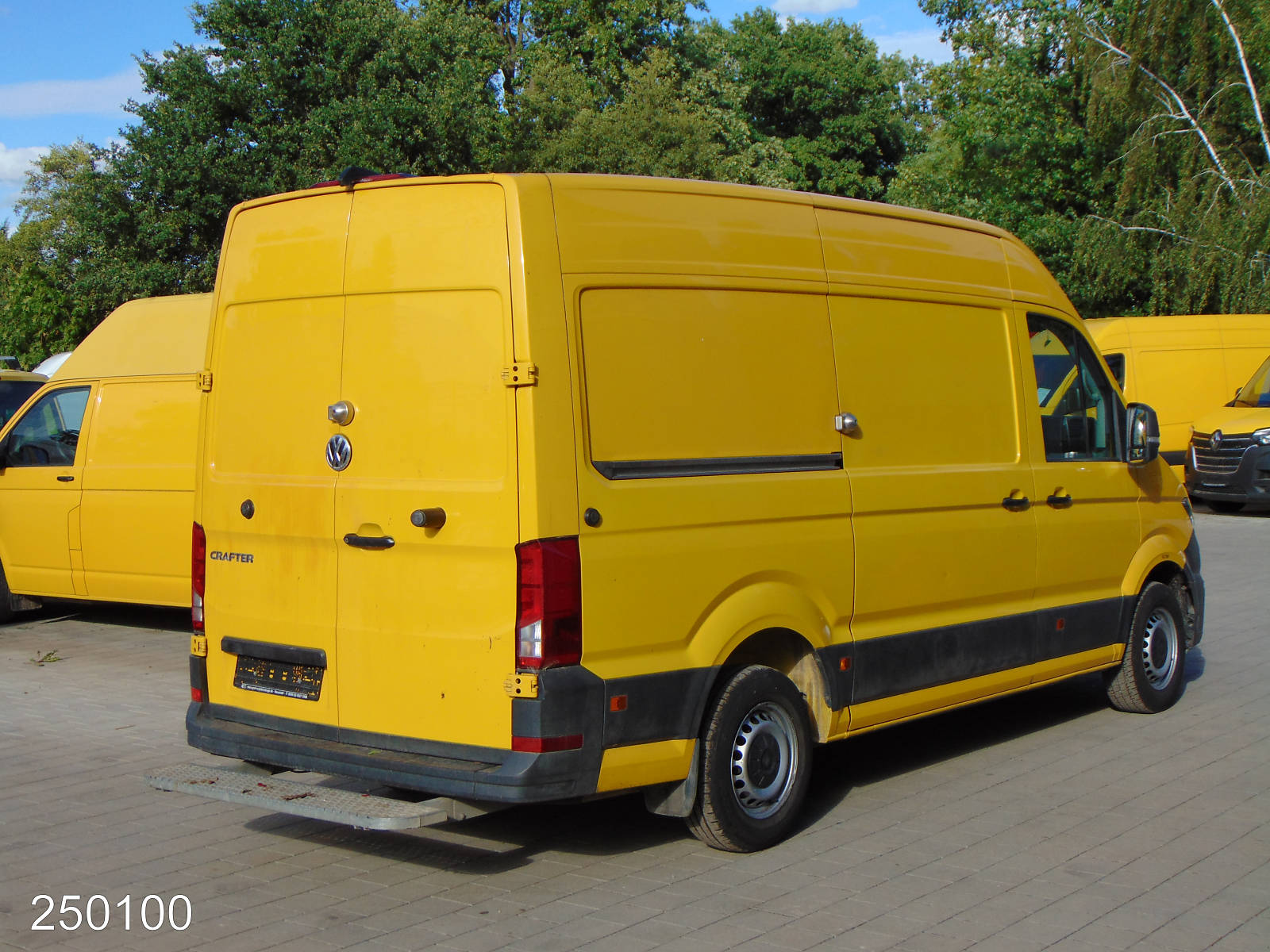 VW Crafter 35 2.0 TDI Regalsystem-Klima-Kamera, Interne Nummer: 250100 Bild Nr. 2