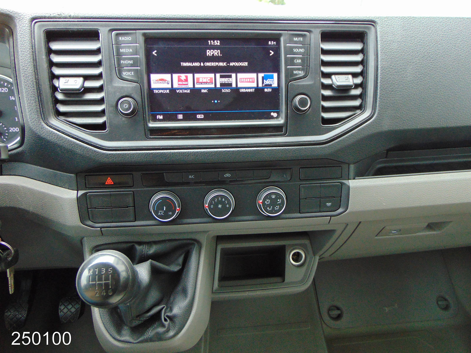 VW Crafter 35 2.0 TDI Regalsystem-Klima-Kamera, Interne Nummer: 250100 Bild Nr. 6