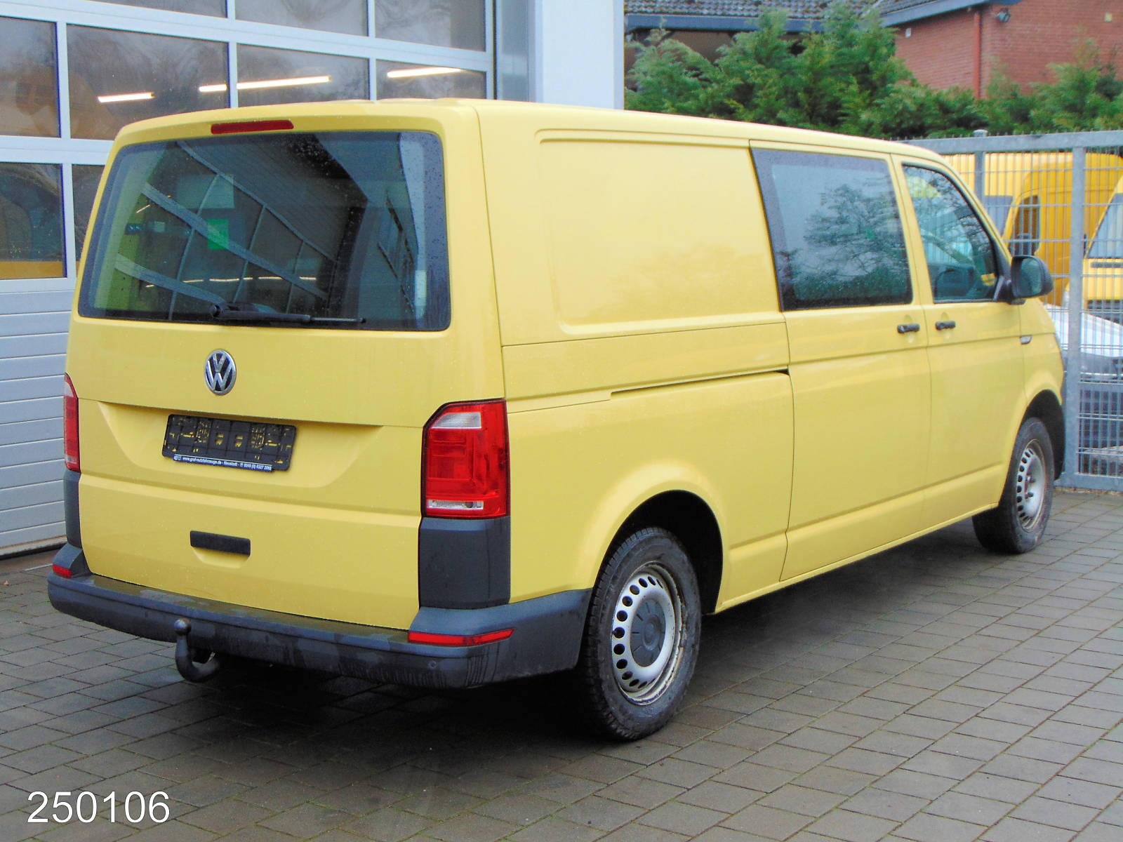 VW T6 Transporter 4Motion AHK-Klima-Navi-BOTT, Interne Nummer: 250106 Bild Nr. 2