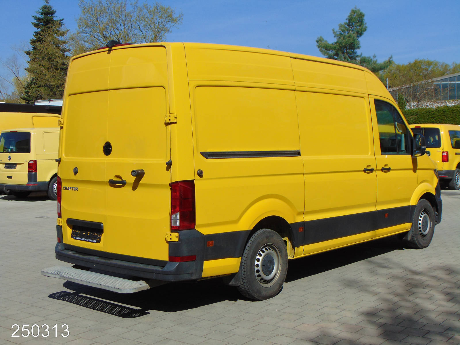 VW Crafter 35 2.0 TDI DSG Regalsystem-Klima-Kamera, Interne Nummer: 250313 Bild Nr. 2