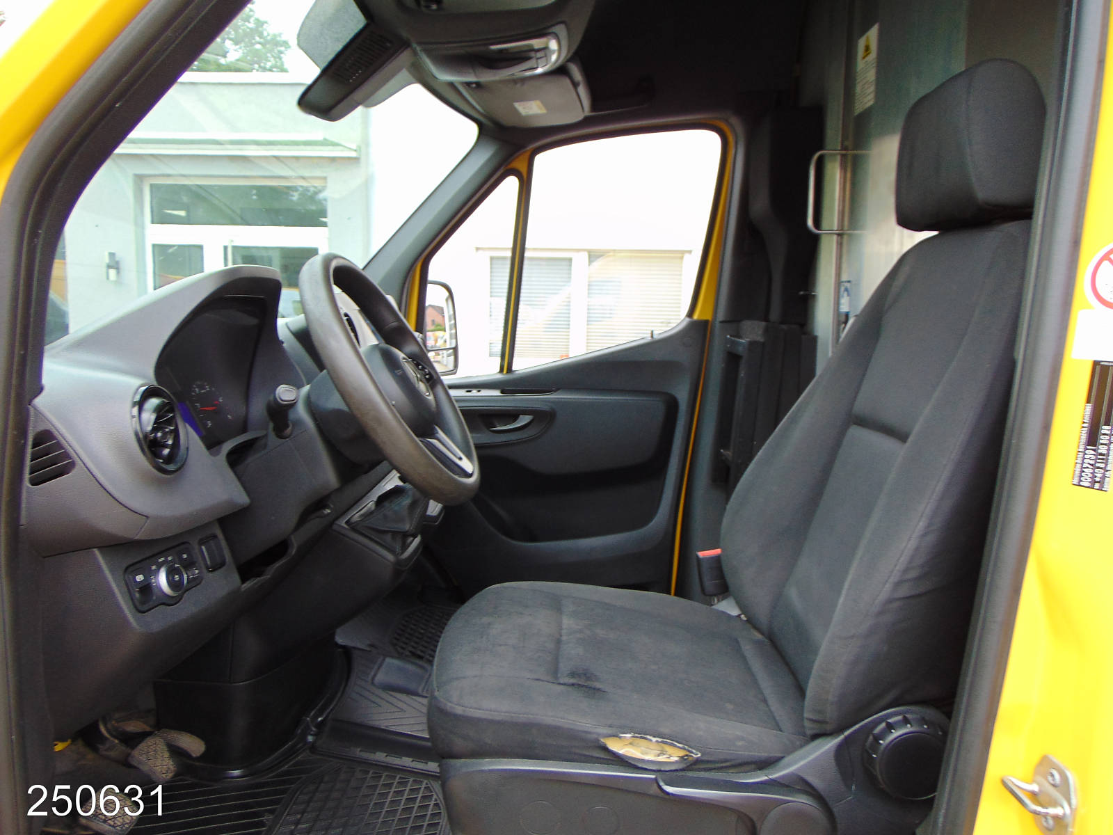 Mercedes Sprinter 314 CDI Regalsystem-Klima-Kamera, Interne Nummer: 250631 Bild Nr. 3