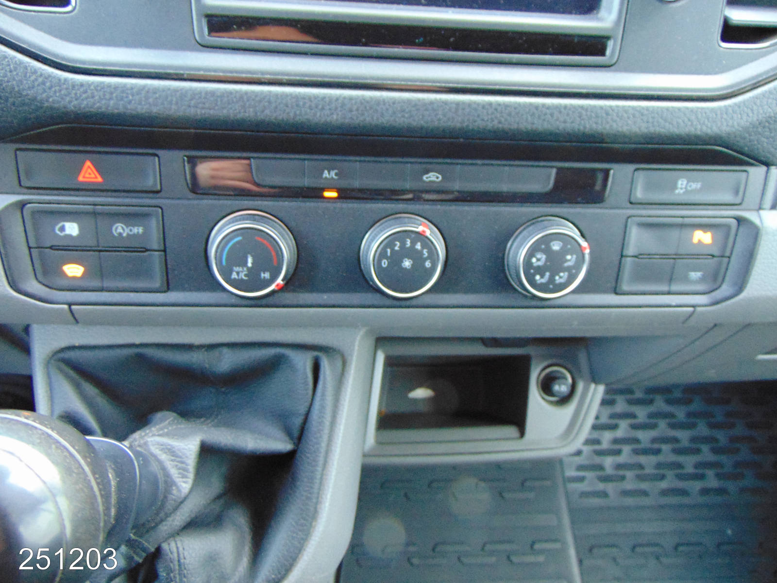 VW Crafter 2.0 TDI Maxi 4Motion Klima-Kamera, Interne Nummer: 251203 Bild Nr. 7