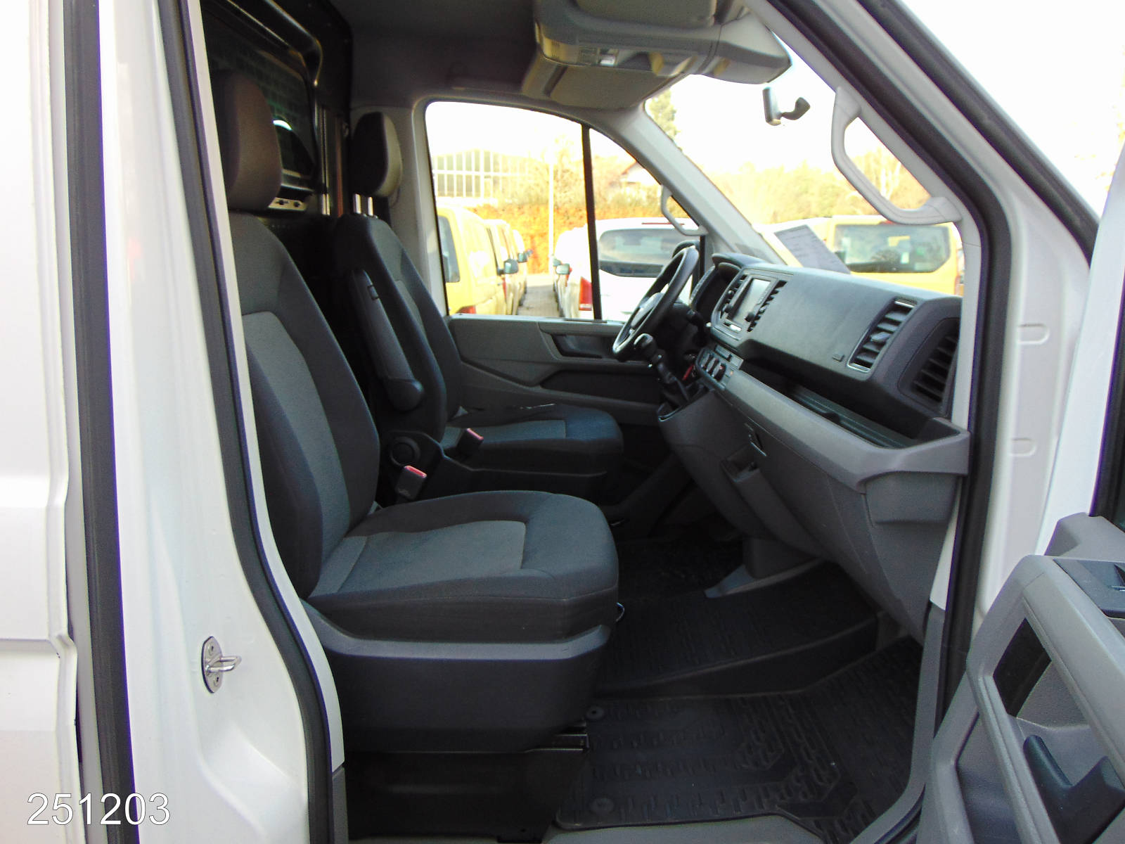 VW Crafter 2.0 TDI Maxi 4Motion Klima-Kamera, Interne Nummer: 251203 Bild Nr. 9