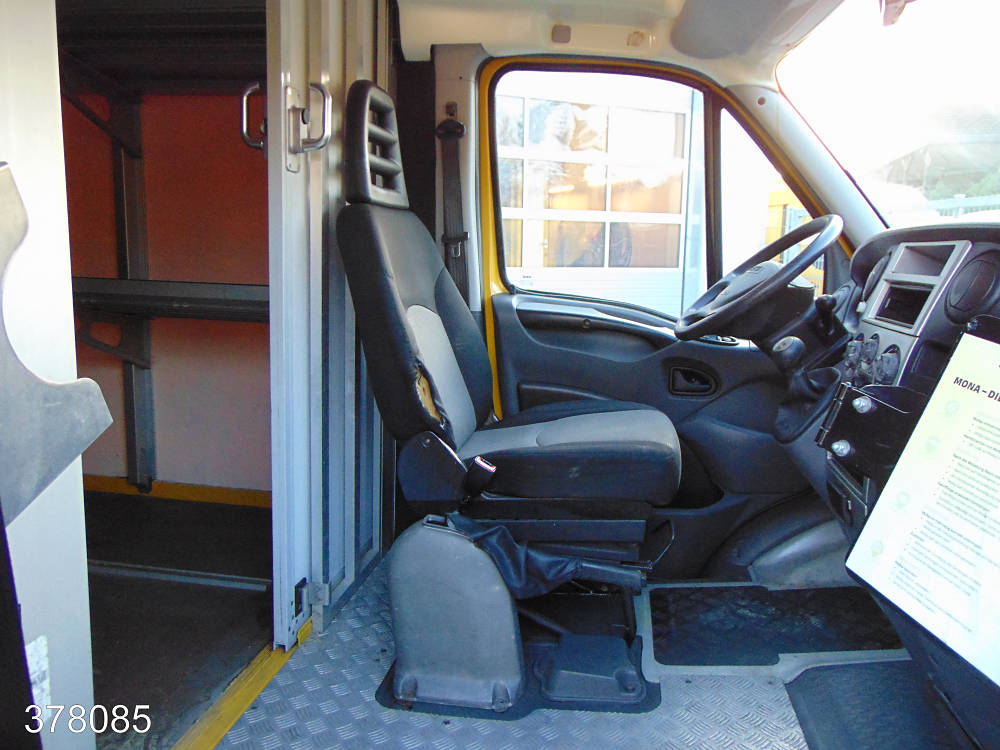 Iveco Daily 35 S 11 A / P Maxi Postkoffer Regalsystem, Interne Nummer: 378085 Bild Nr. 7