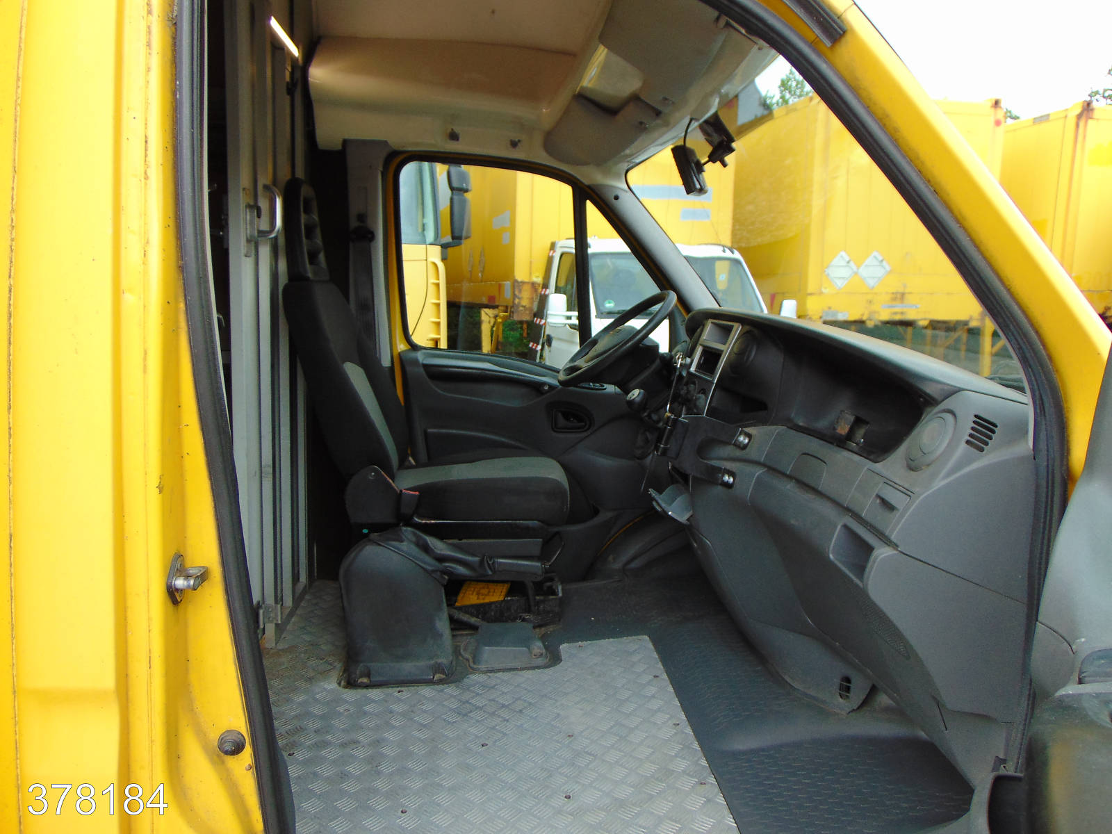 Iveco Daily 35 S 11 A / P Maxi Postkoffer Regalsystem, Interne Nummer: 378184 Bild Nr. 8
