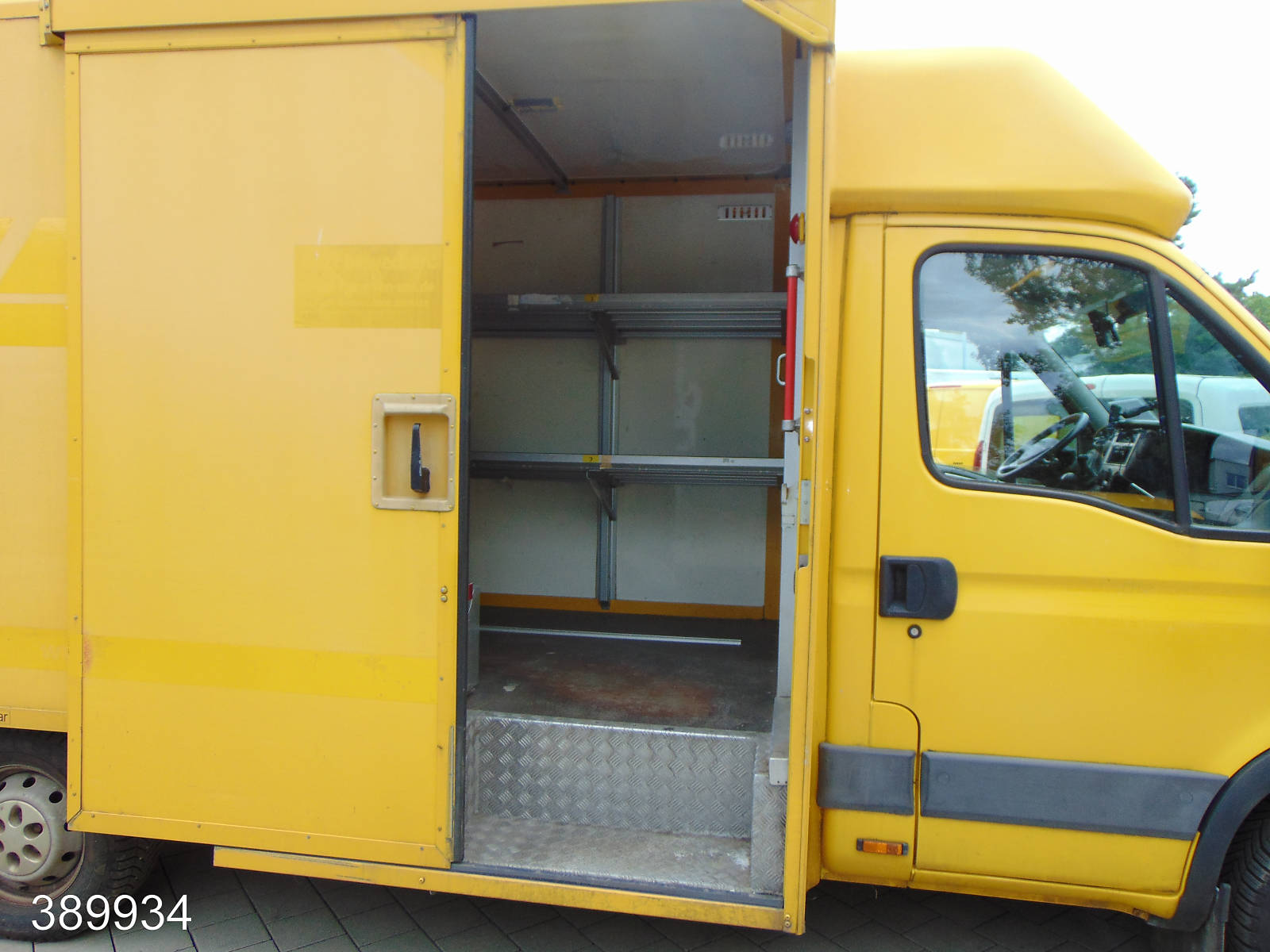 Iveco Daily 35 S 11 A / P Maxi Postkoffer Regalsystem, Interne Nummer: 389934 Bild Nr. 12