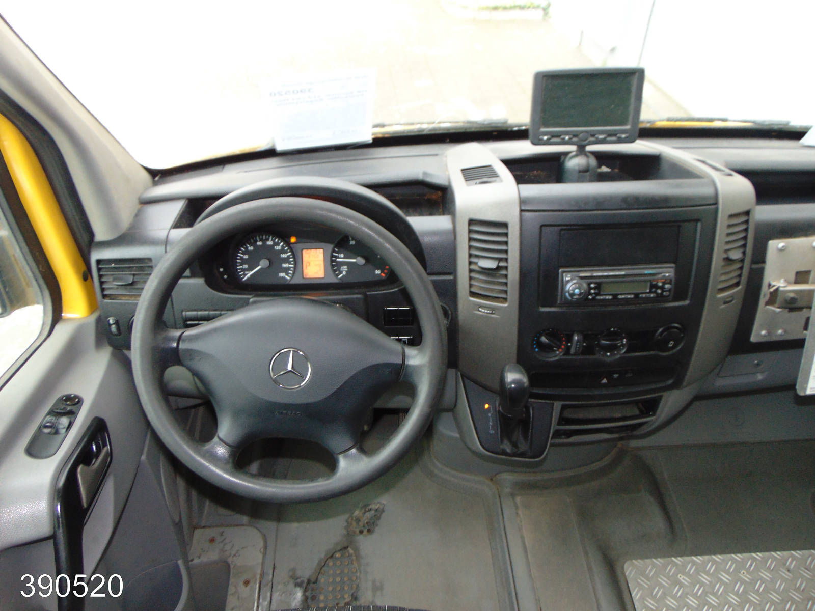 Mercedes Sprinter 310 CDI Maxi Kamera-Regalsystem, Interne Nummer: 390520 Bild Nr. 4