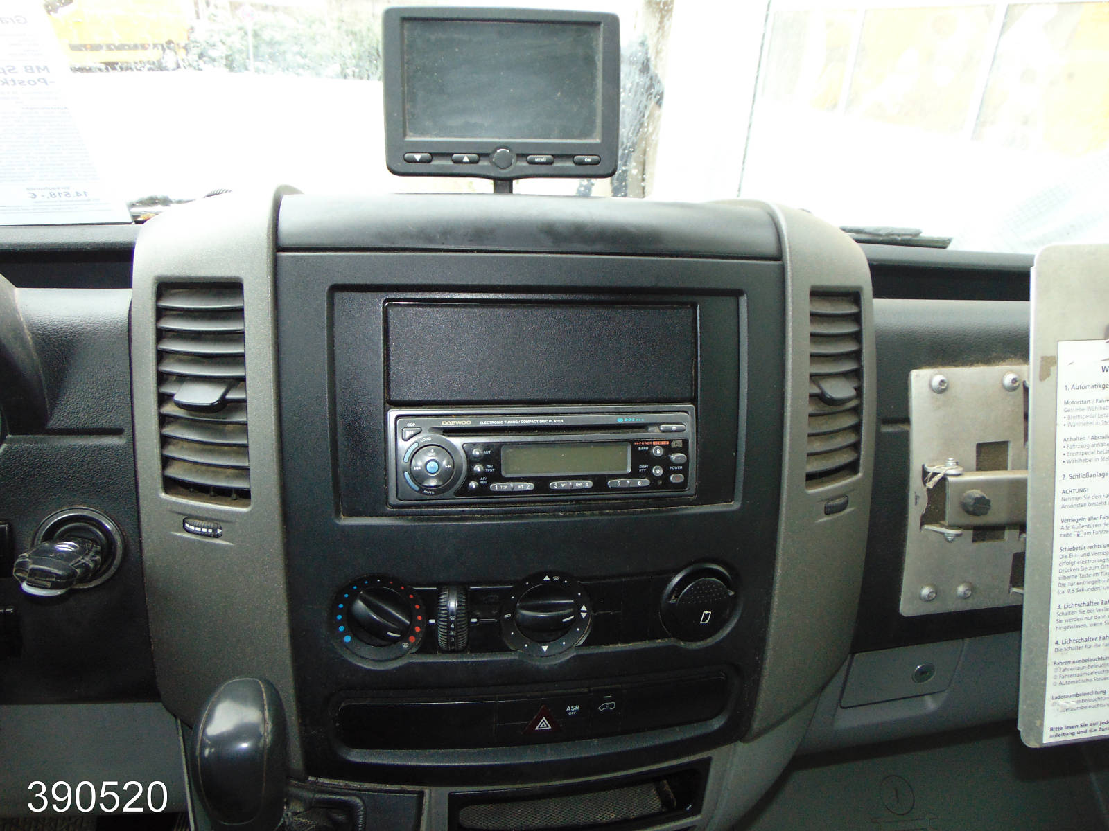 Mercedes Sprinter 310 CDI Maxi Kamera-Regalsystem, Interne Nummer: 390520 Bild Nr. 6