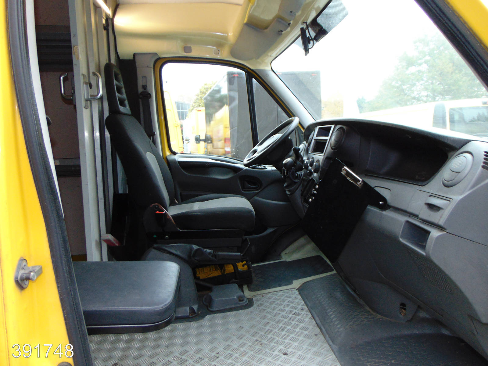 Iveco Daily 35 S 11 A / P Maxi Postkoffer Regalsystem, Interne Nummer: 391748 Bild Nr. 8
