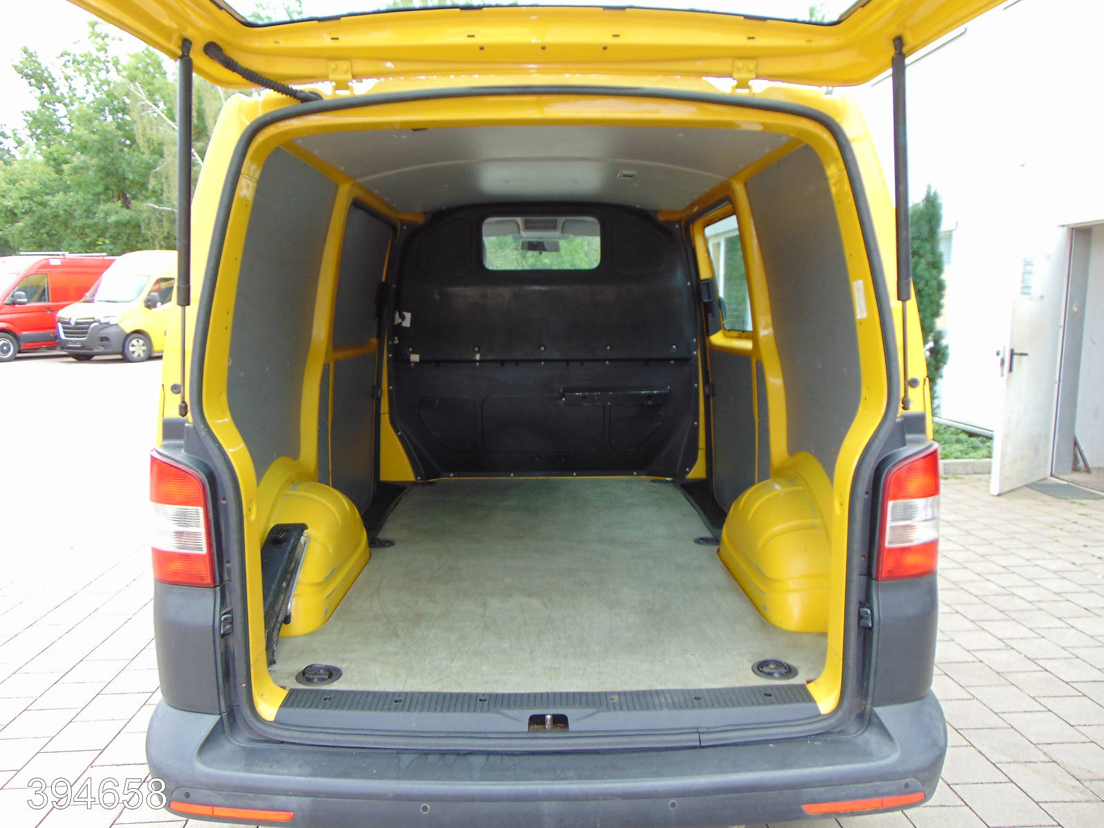 VW T5 Transporter 2.0 TDI 2x Schiebetür-3 Sitzer, Interne Nummer: 394658 Bild Nr. 8