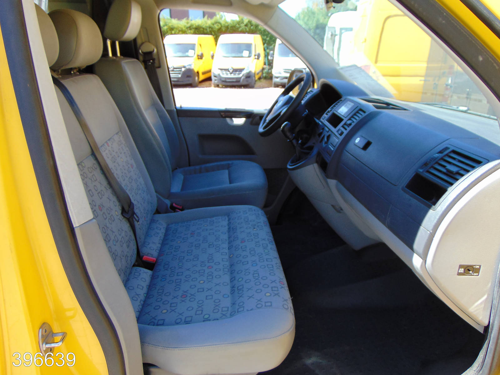 VW T5 Transporter 2.0 TDI 2x Schiebetür-3 Sitzer, Interne Nummer: 396639 Bild Nr. 7